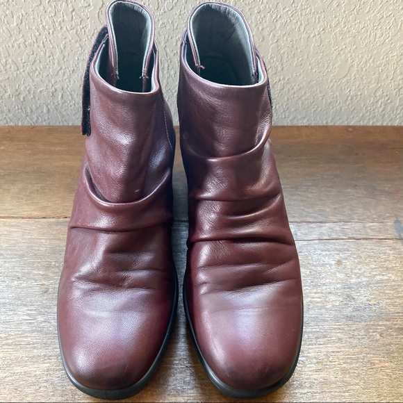 Atrai Wedge Boots. Like new! Maroon ankle boots. Leather booties. 37 - Picture 6 of 8